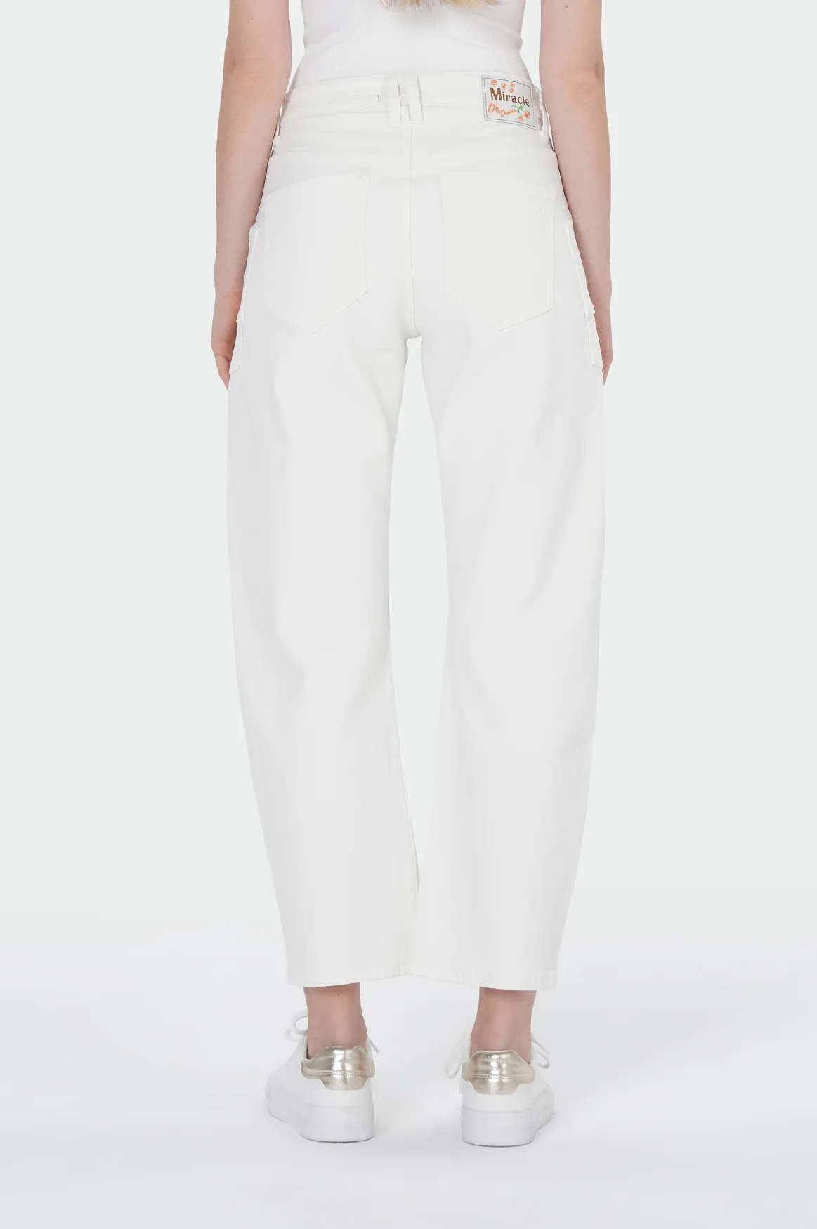 Clara Barrel | White - Image 4
