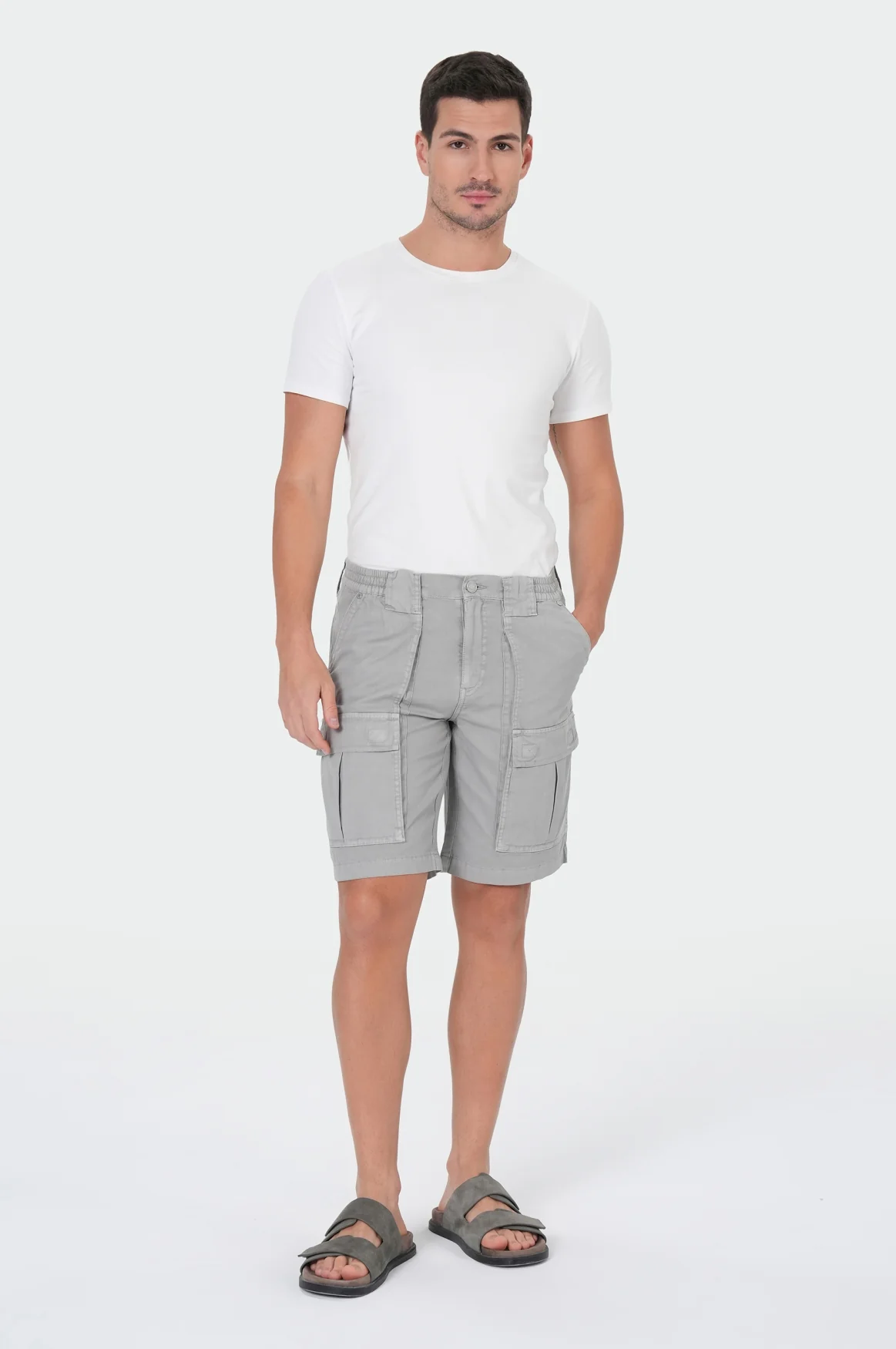 Eddie Cargo Shorts | Ultimate Grey