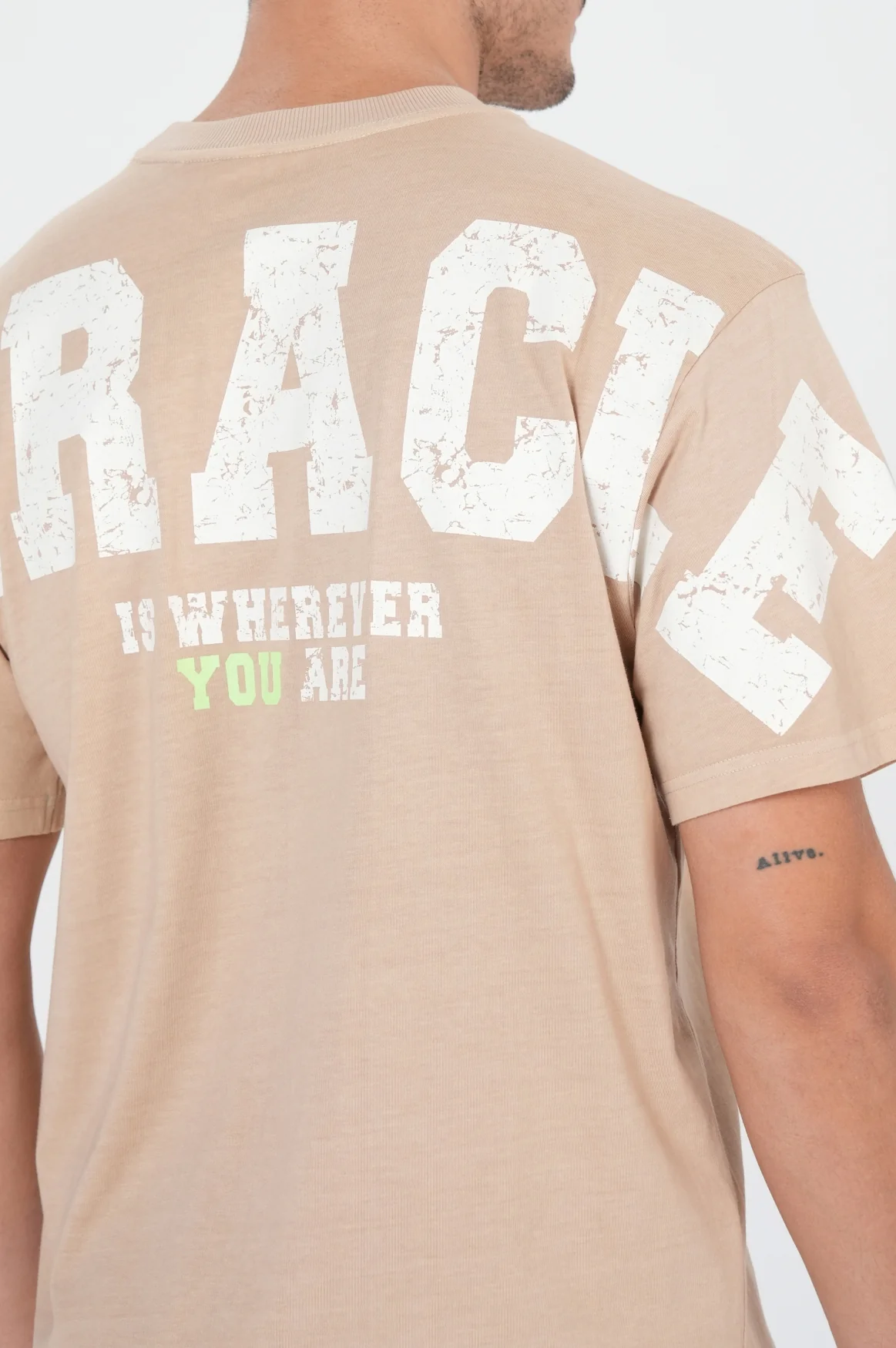Edison T-shirt | Pebble Beige - Image 5