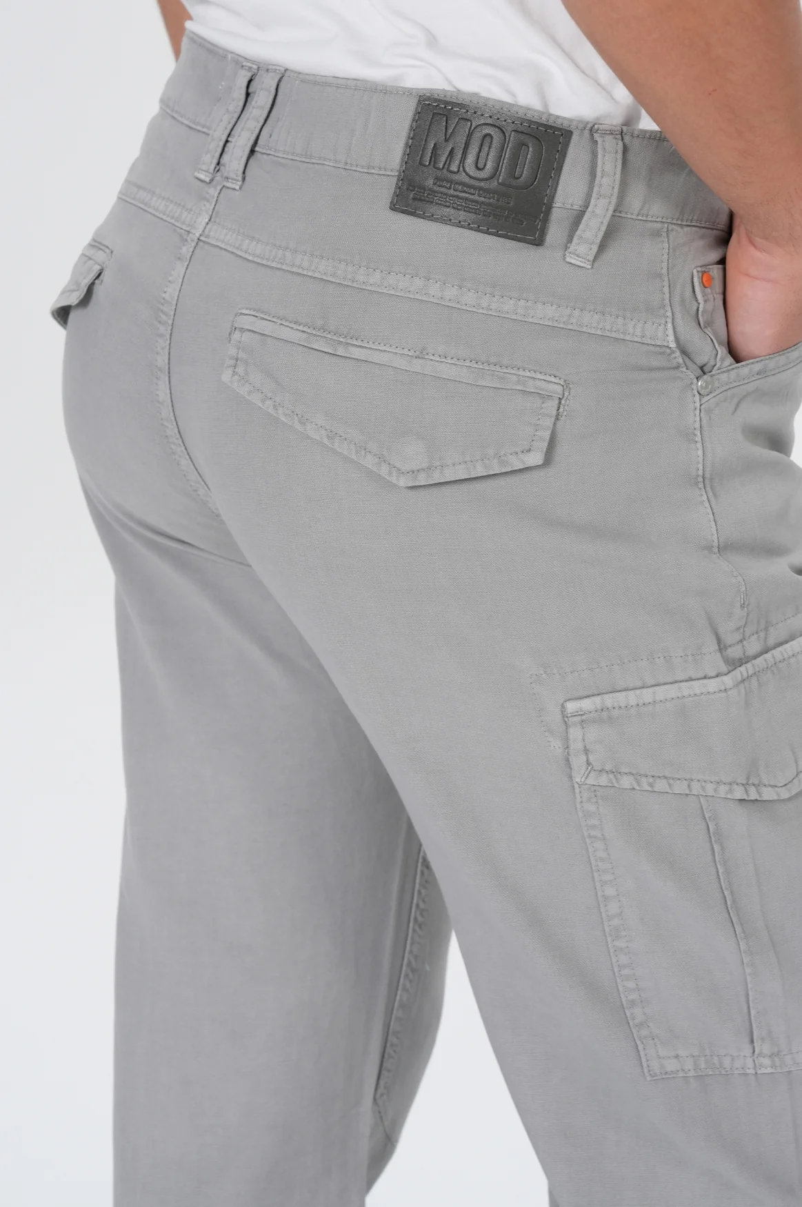 Eino Cargo | Ultimate Grey - Image 5