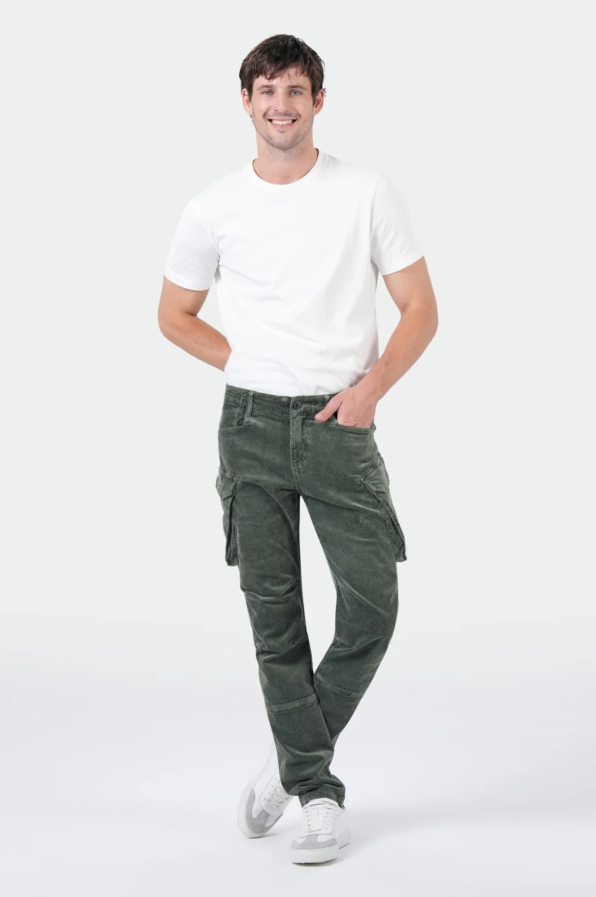 Elias Cargo | Olive Night