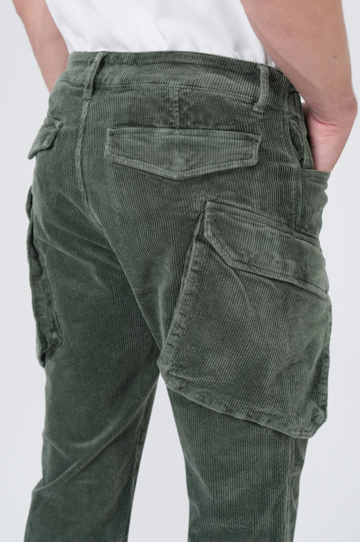 Elias Cargo | Olive Night - Image 5