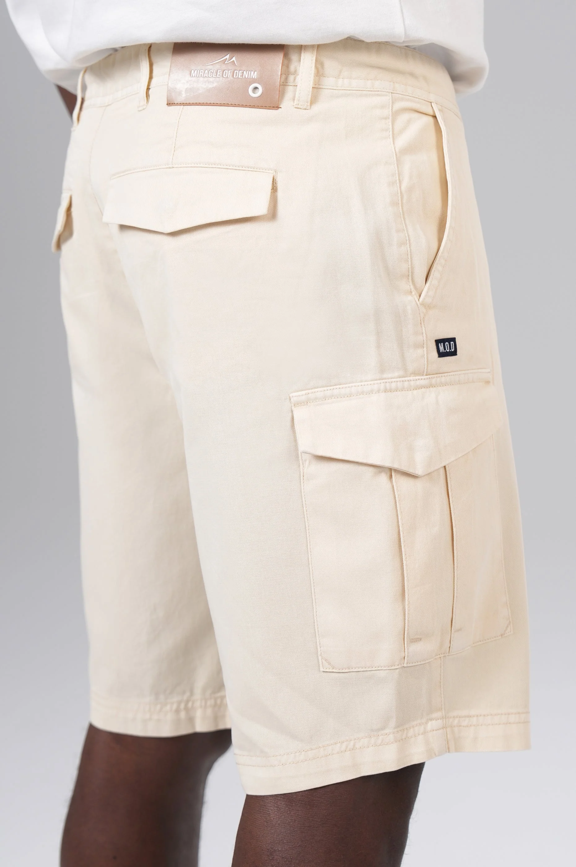 Elliot Cargo Shorts | Soft Bone - Image 5