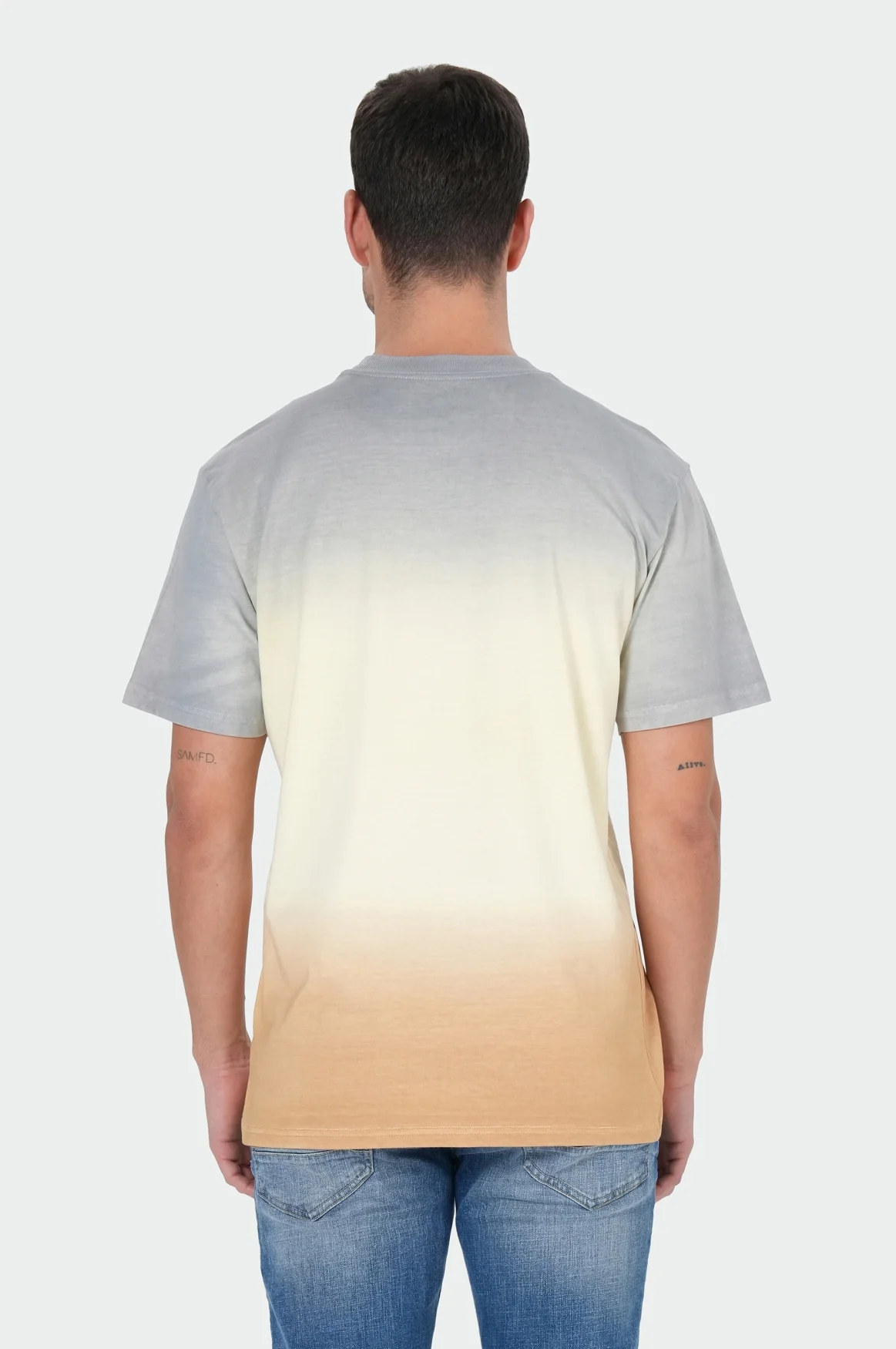 Erik T-shirt | Dip Dye Wash - Image 4