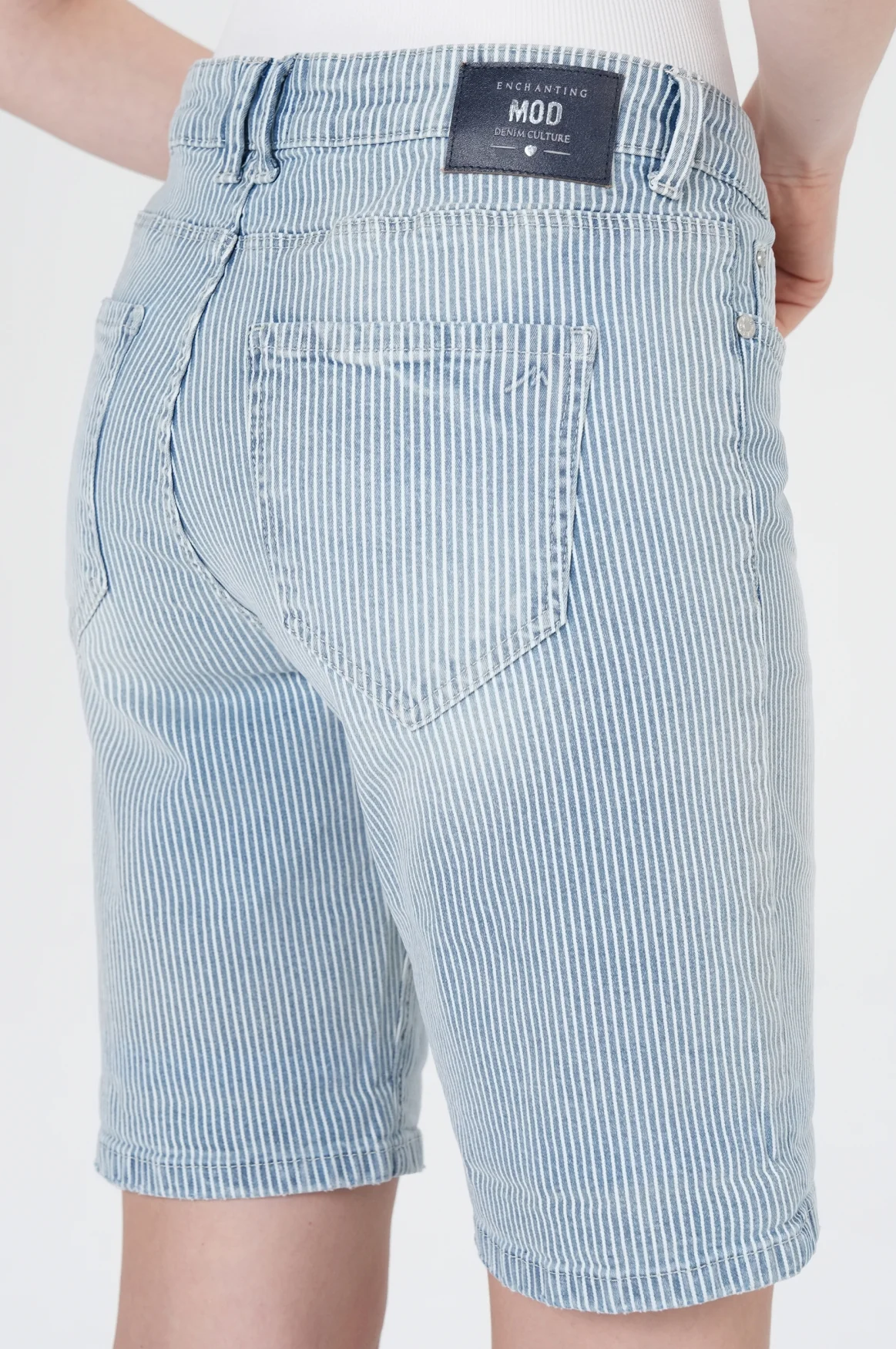 Lucky Shorts | Stripe Denim - Image 5