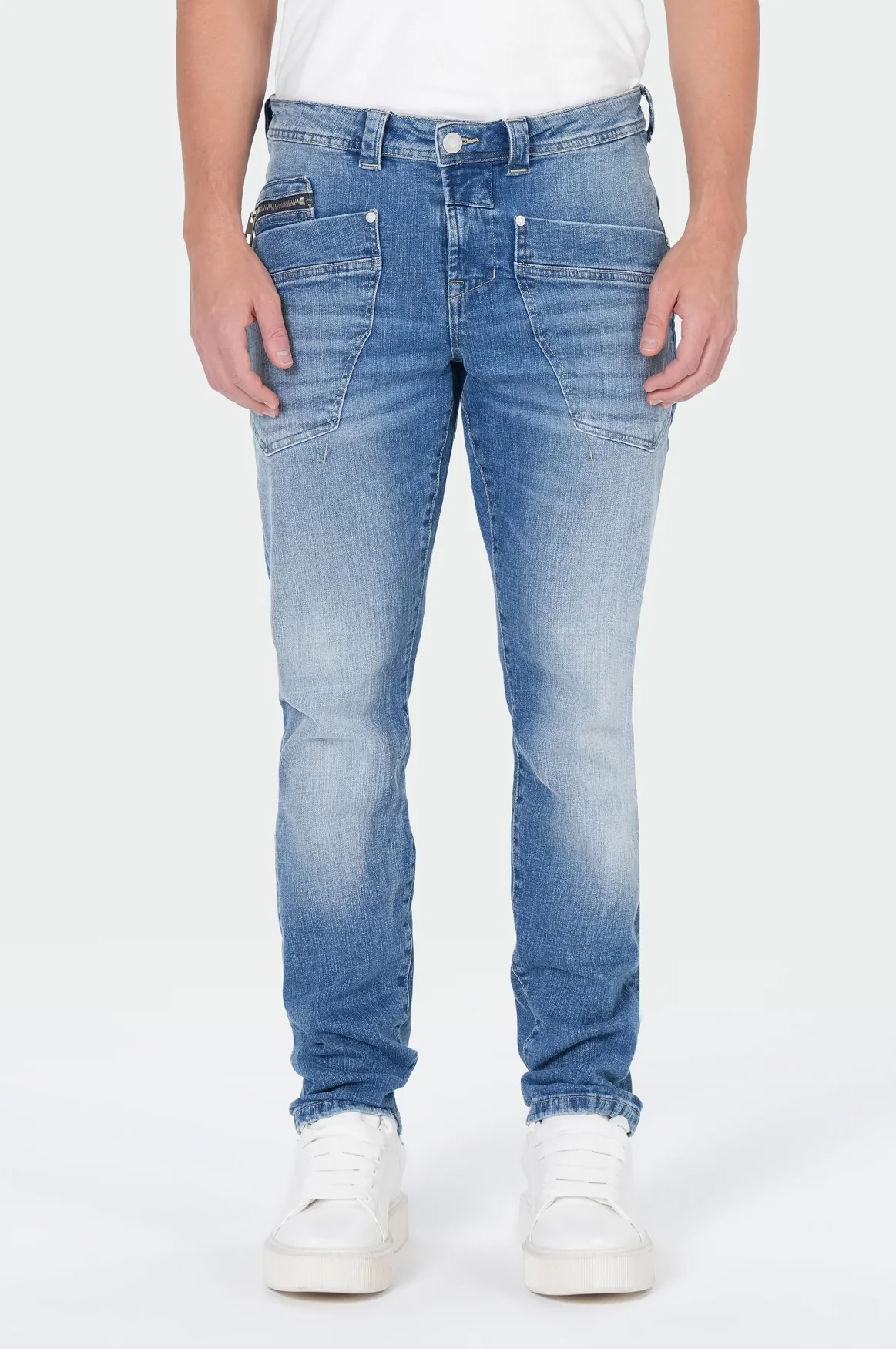 Pablo Regular | Flutte Blue - Image 2