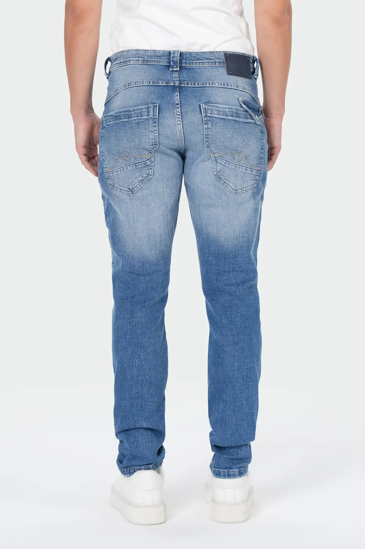 Pablo Regular | Flutte Blue - Image 4