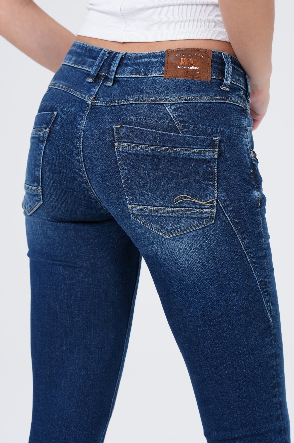 REA Regular | Entitle Blue - Image 5