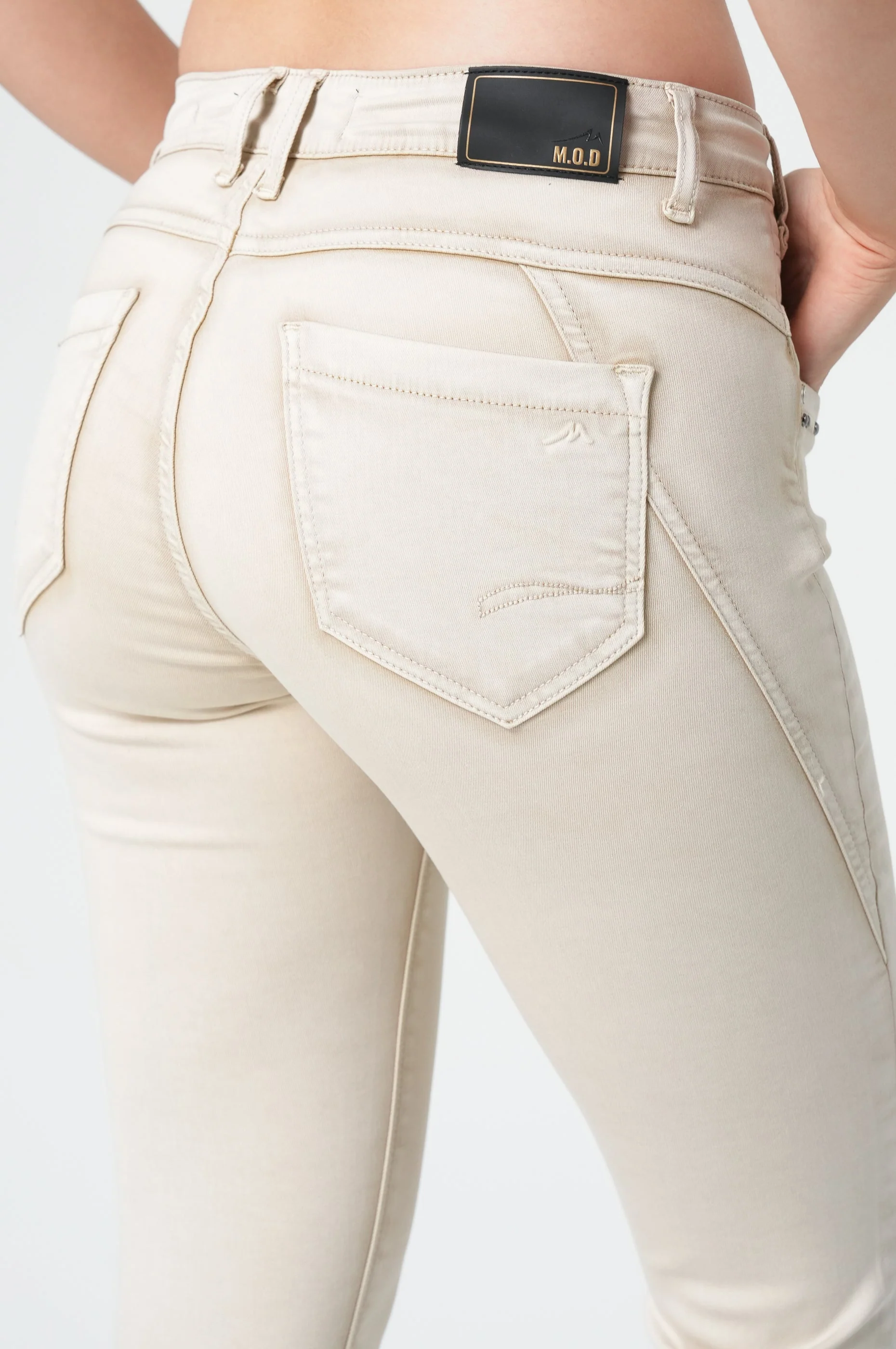 Rita Regular Fit | Beige Blond - Image 5