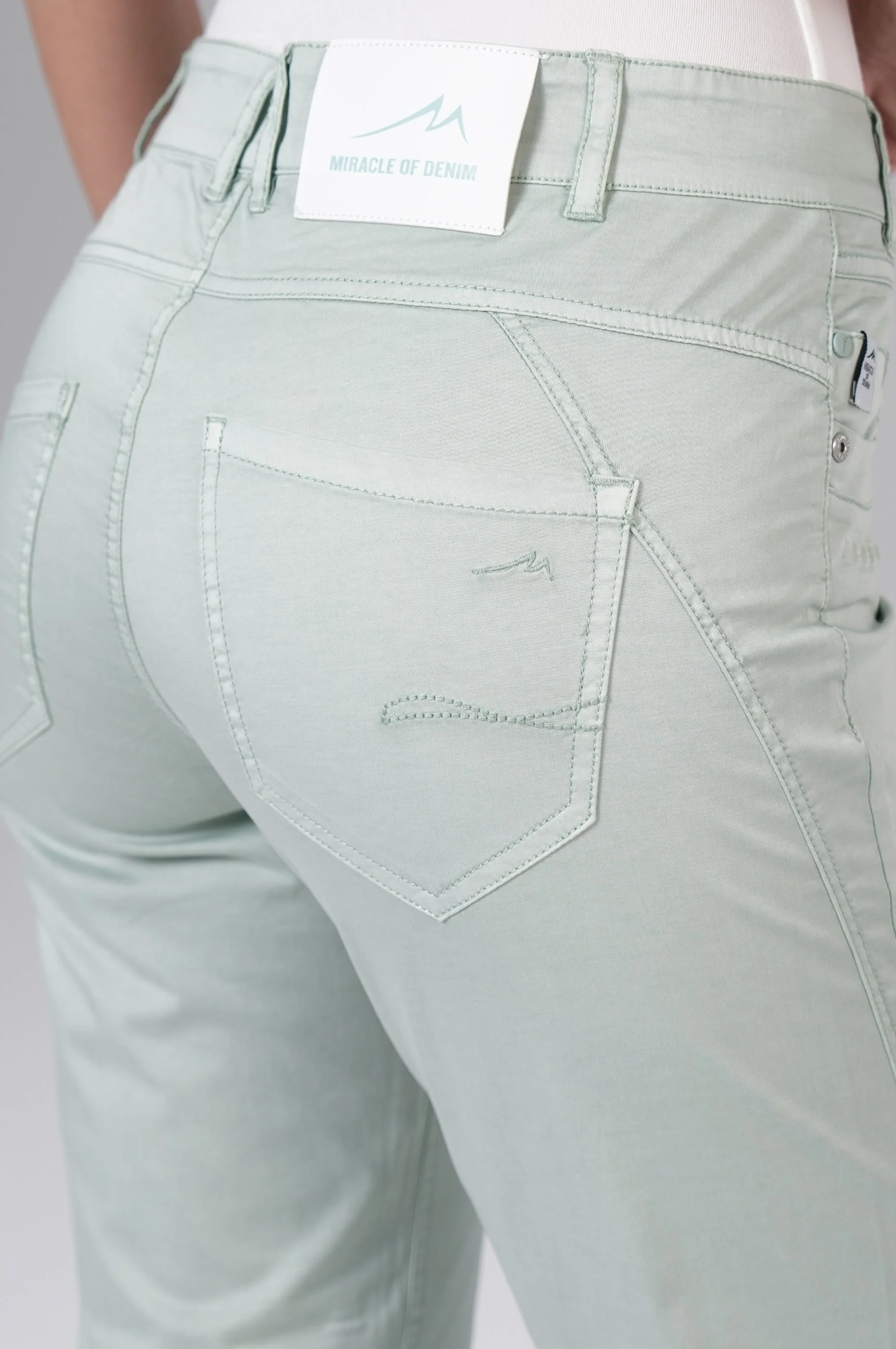 Rita Regular Fit | Soft Mint - Image 6