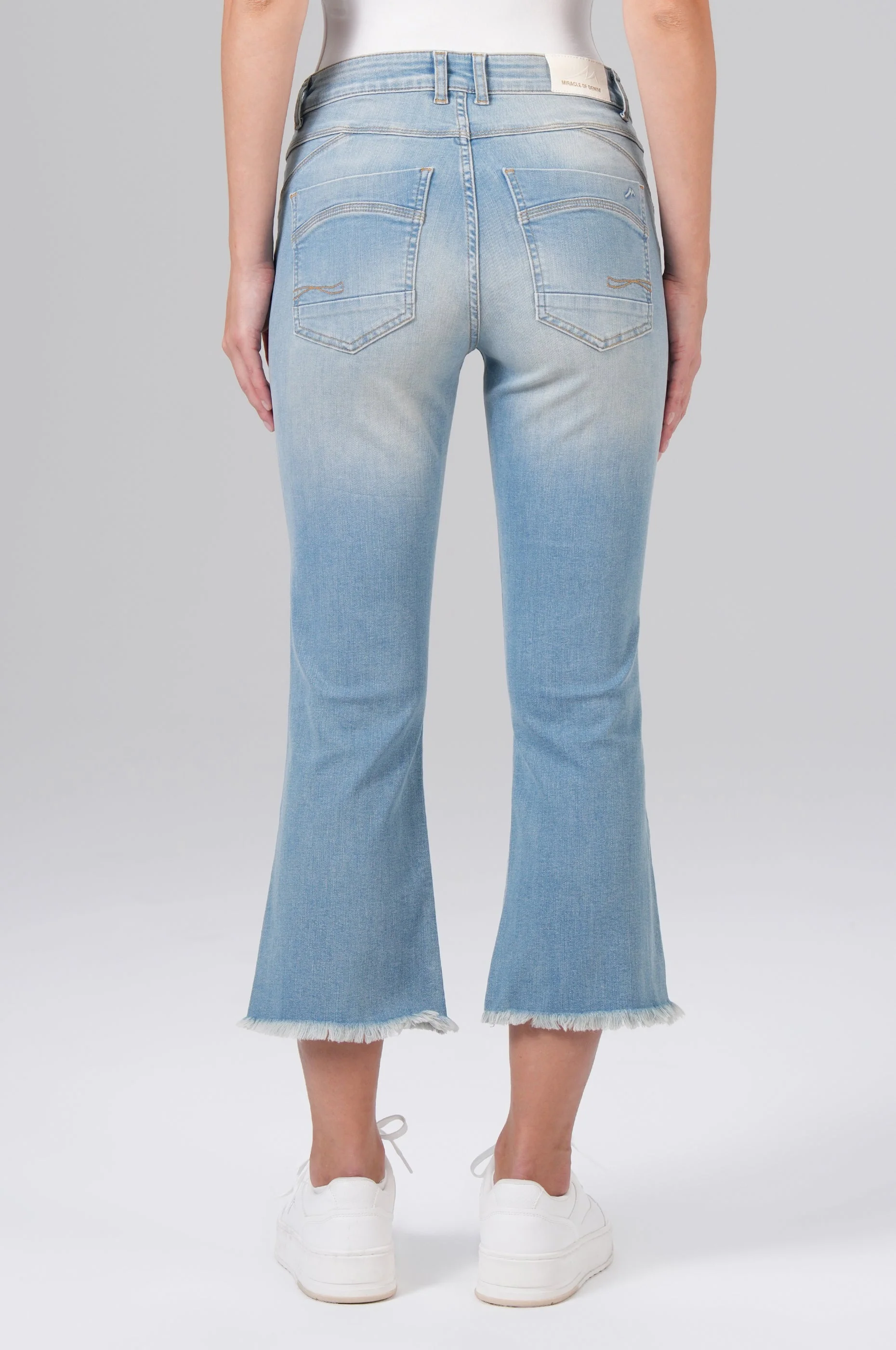 Suzy Kick Flared | Bank Blue - Image 4