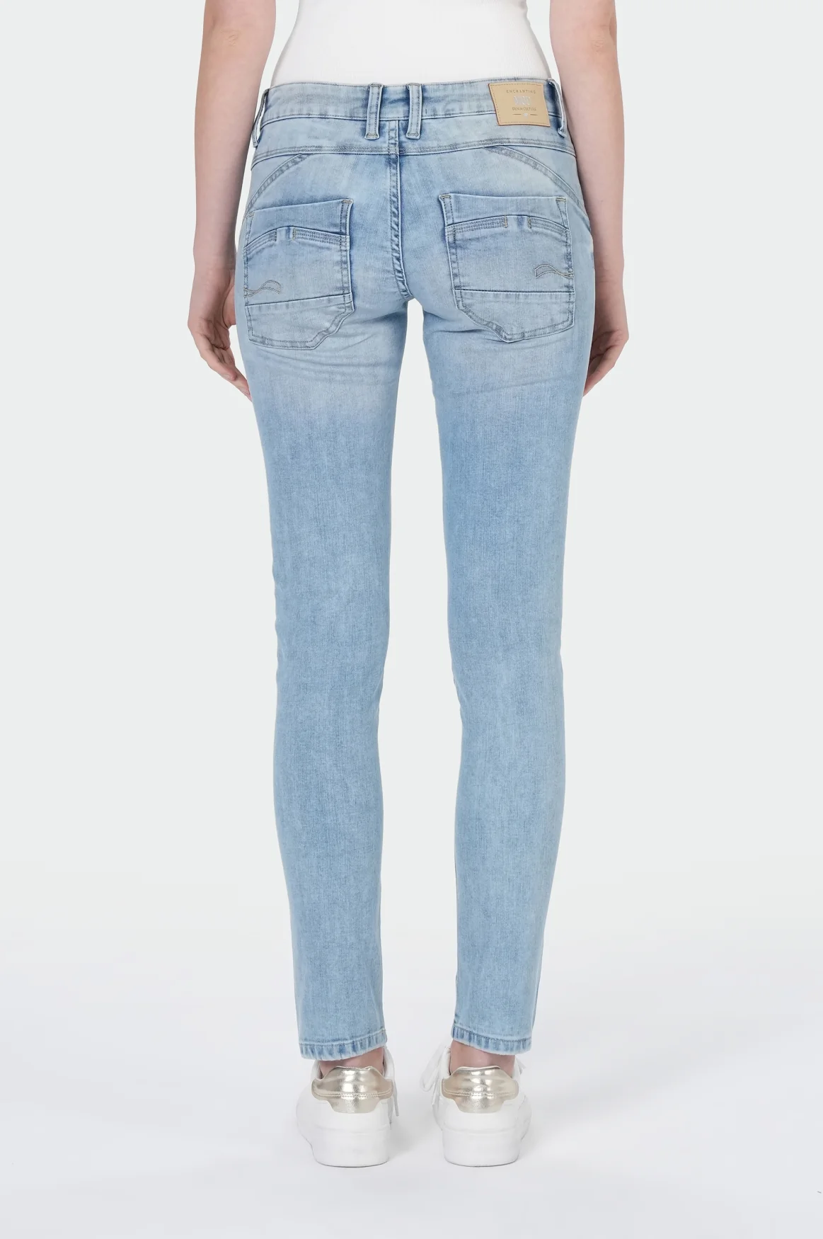 Suzy Skinny | Famous Blue - Image 4