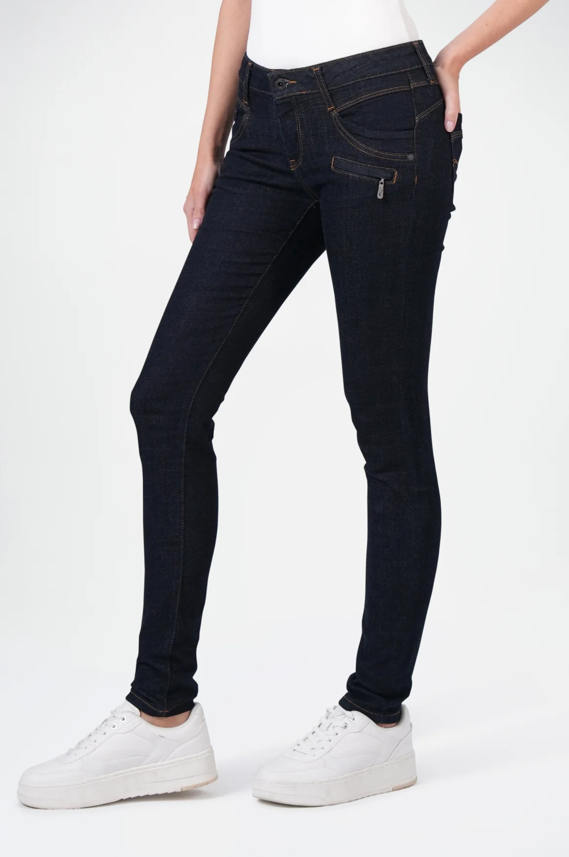 SUZY Skinny Fit | Raw Denim - Image 3