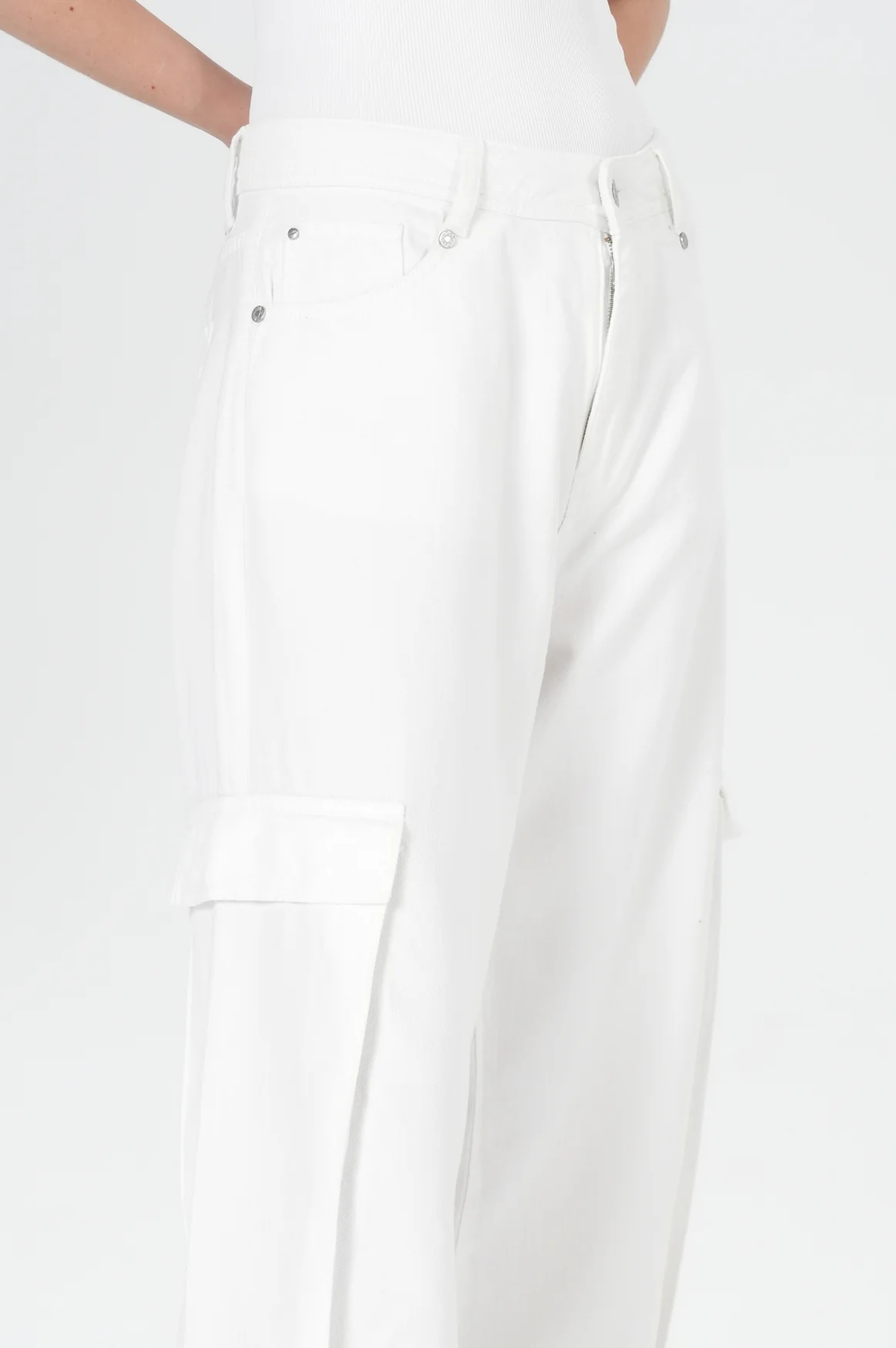 Vivien Balloon | White - Image 6